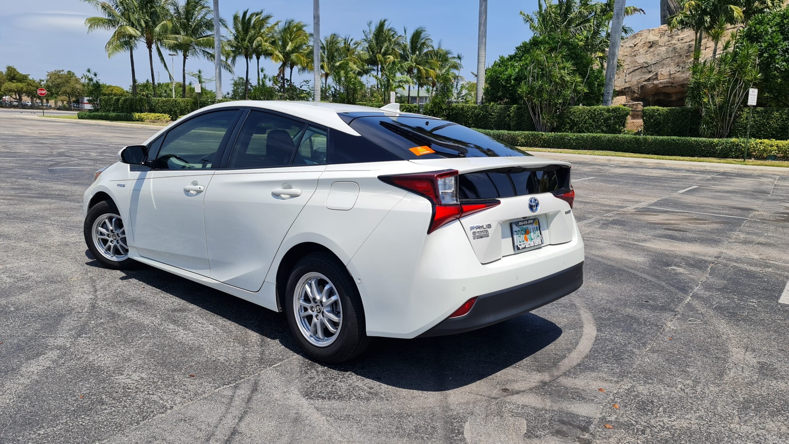 Toyota Prius Hybrid 2019 image