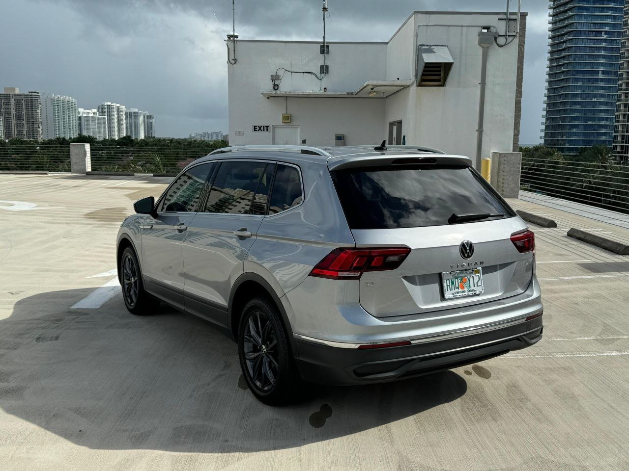 Volkswagen Tiguan 2022 image